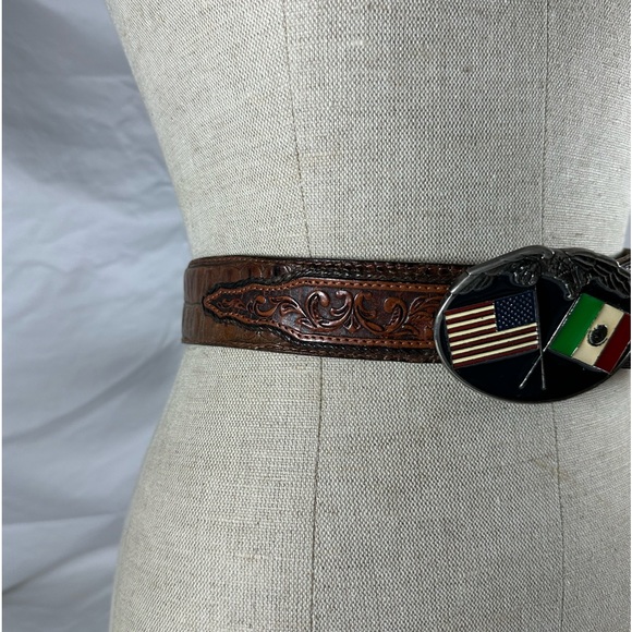 Buckles of America Mexico USA flag buckle with croc pattern leather belt 38 - Picture 9 of 12